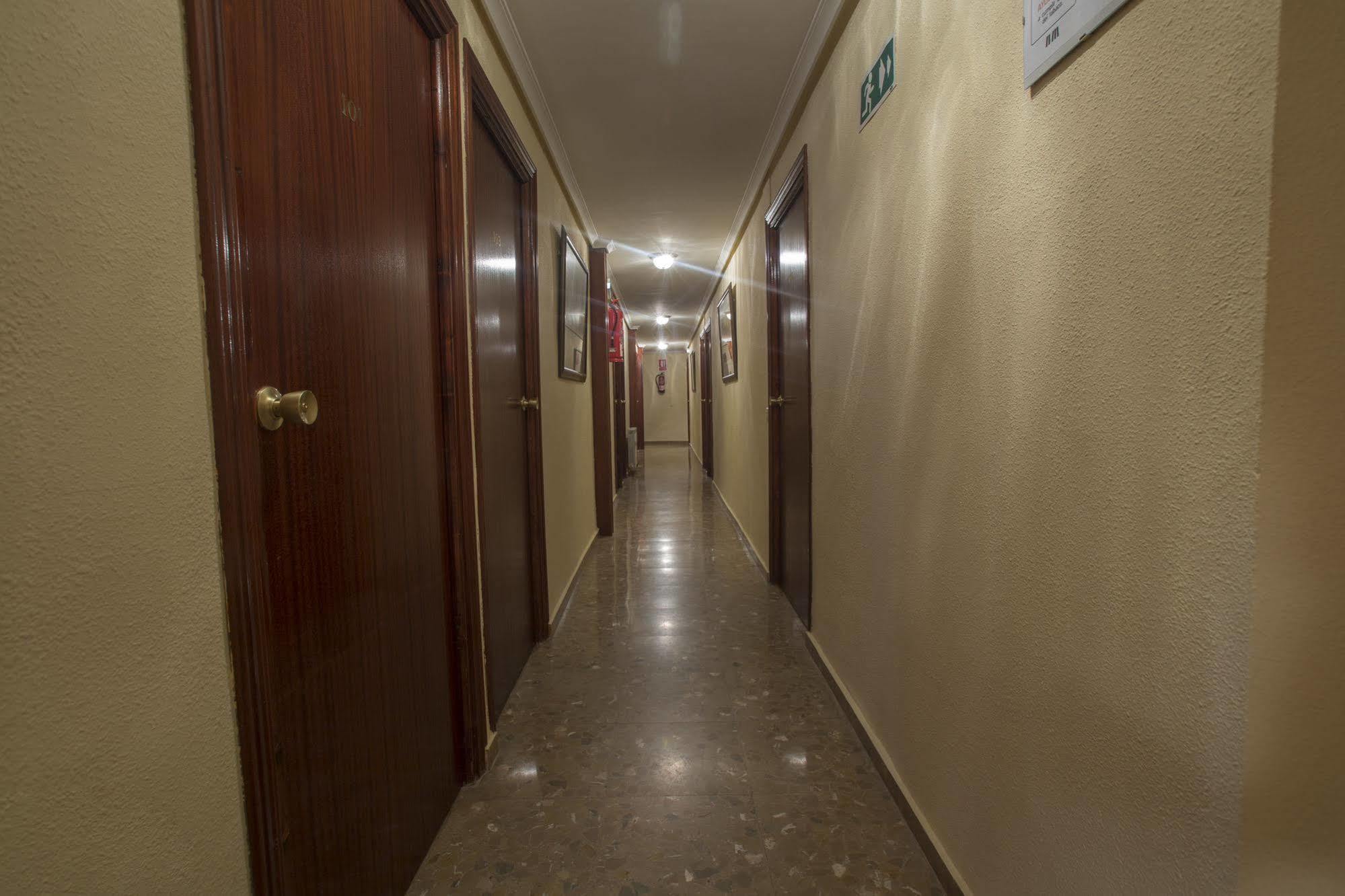 Hotel San Juan Мигельтурра Экстерьер фото